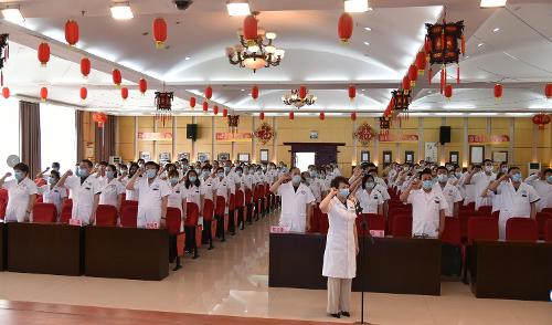 弘揚(yáng)抗疫精神，護(hù)佑人民健康丨吉林省肝膽病醫(yī)院醫(yī)師節(jié)主題活動(dòng)圓滿(mǎn)落幕