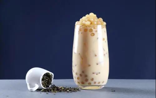 秋天的第一杯奶茶，可能真的“甜”過頭了