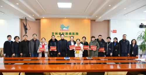 光榮退休座談會(huì)，情誼暖暖撫人心