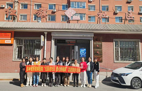 喜迎國慶，肝膽專家深入社區(qū)送健康