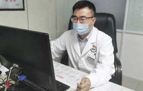奇跡康復！“秘密處方”讓大男孩告別“肝病”陰影