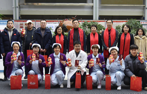 關(guān)懷暖人心，真情送祝福 | 院領(lǐng)導(dǎo)班子除夕慰問(wèn)堅(jiān)守崗位員工