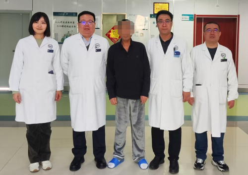 毫米級(jí)“拆彈”！肝膽外科團(tuán)隊(duì)攻克肝硬化巨大疝難題