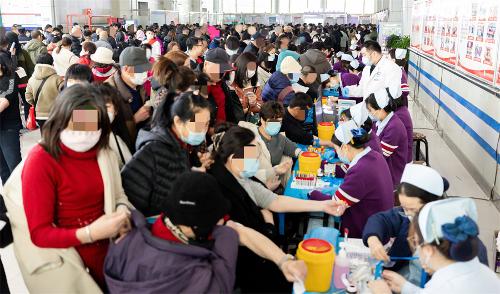 1300余人共赴“健康之約”！一場(chǎng)大型惠民義診活動(dòng)溫暖了一座城